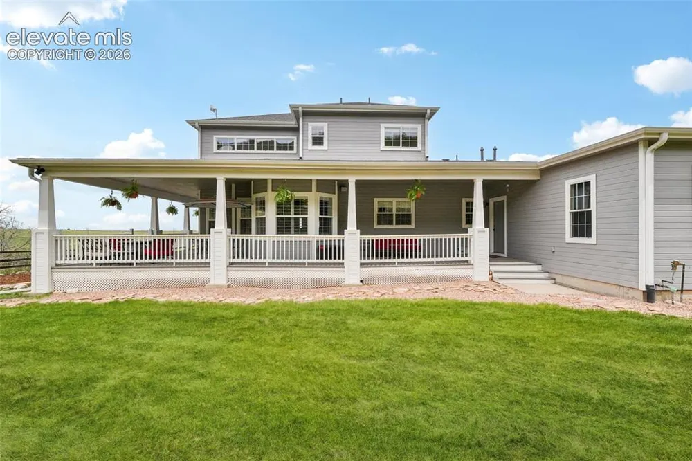 7014 Nautique Circle Larkspur, CO 80118