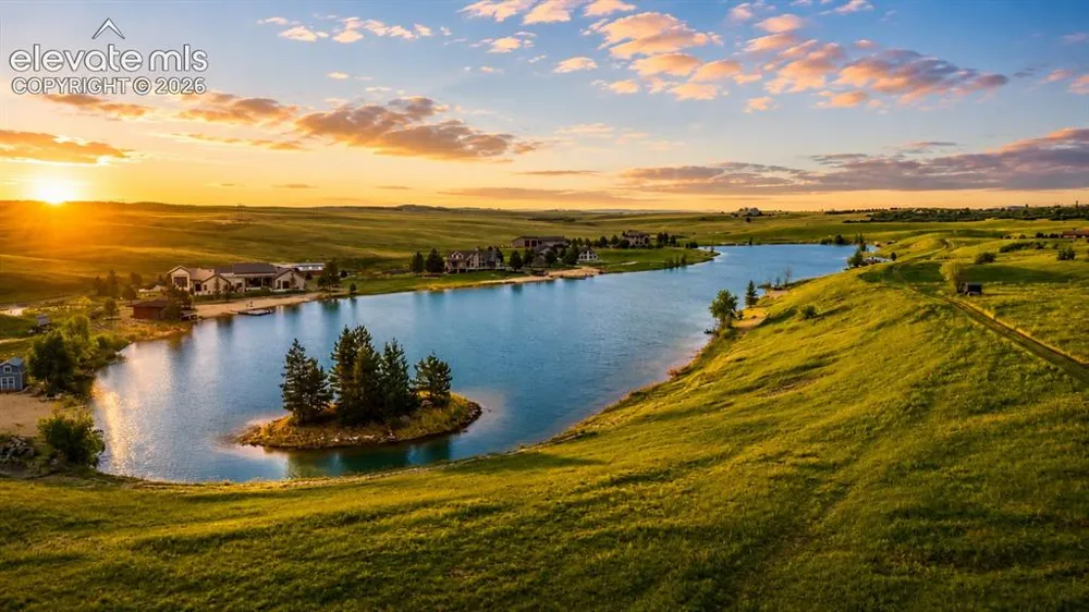 7014 Nautique Circle Larkspur, CO 80118