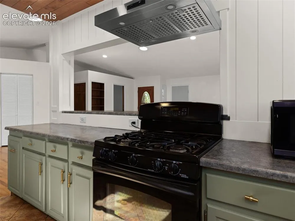 1636 Elm Avenue Canon City, CO 81212