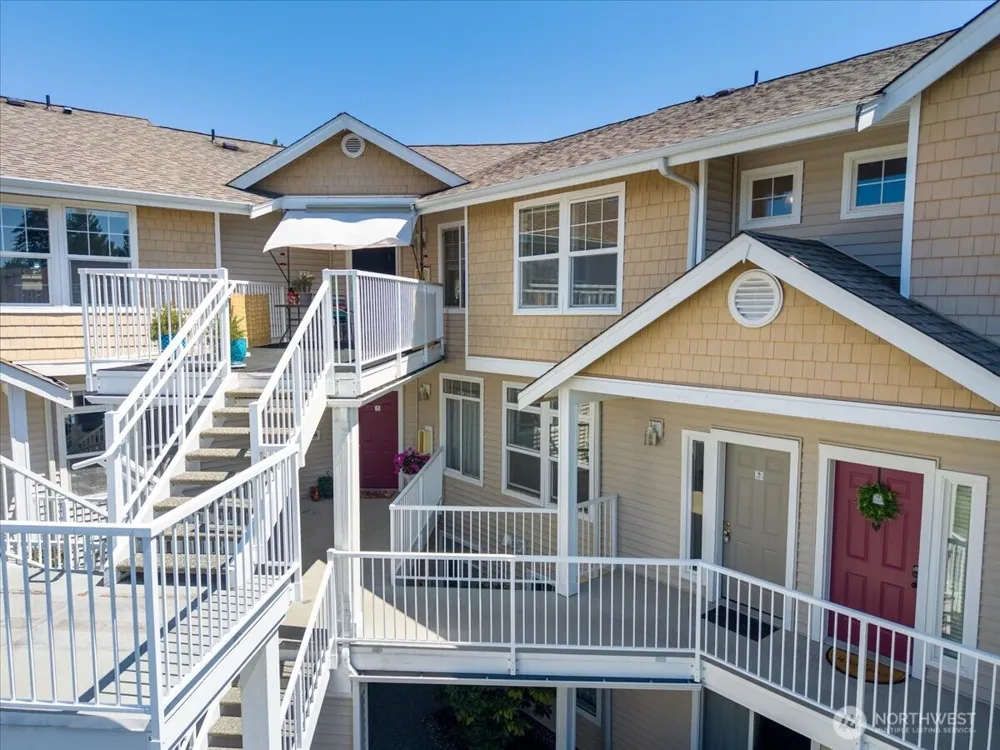 5400 Harbour Pointe Blvd #A204 Mukilteo, WA 98275