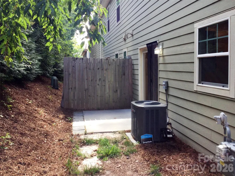 1017 Baldwin Commons Drive Arden, NC 28704