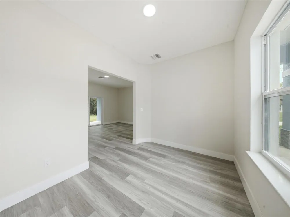 16029 Arcaro Avenue Port Charlotte, FL 33954
