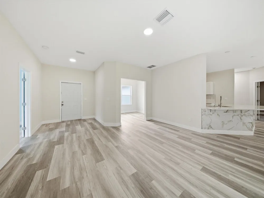 16029 Arcaro Avenue Port Charlotte, FL 33954