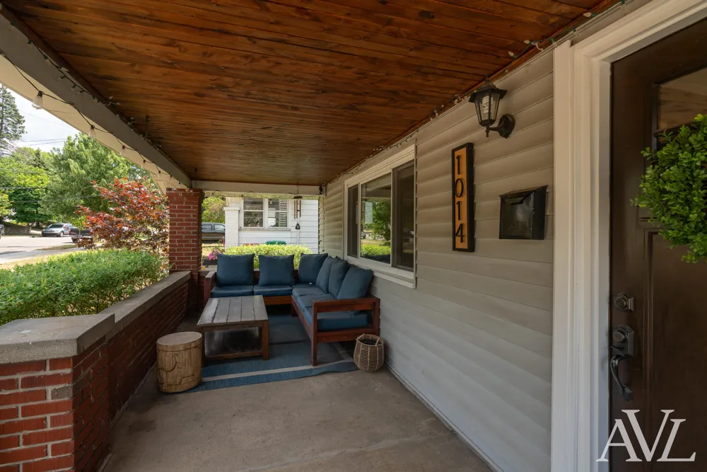 1014 Crescent Street NE Grand Rapids, MI 49503