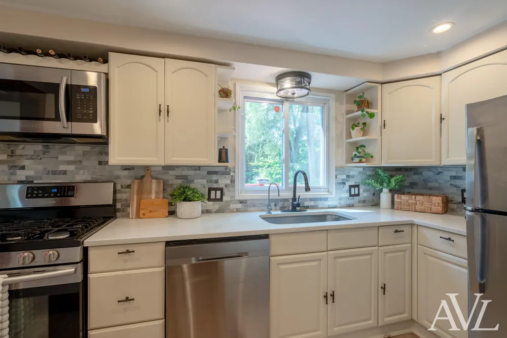 1014 Crescent Street NE Grand Rapids, MI 49503