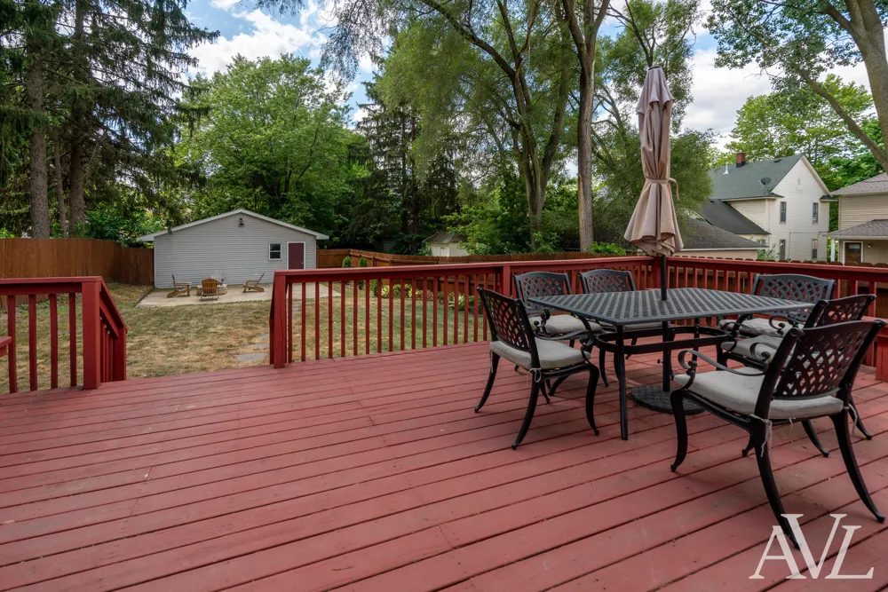 1014 Crescent Street NE Grand Rapids, MI 49503