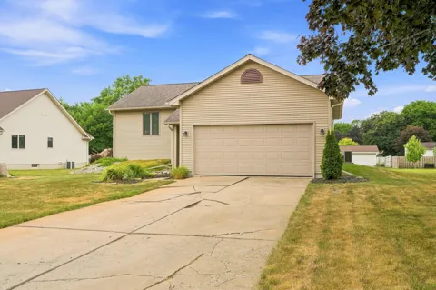 6108 Thorncliff Drive