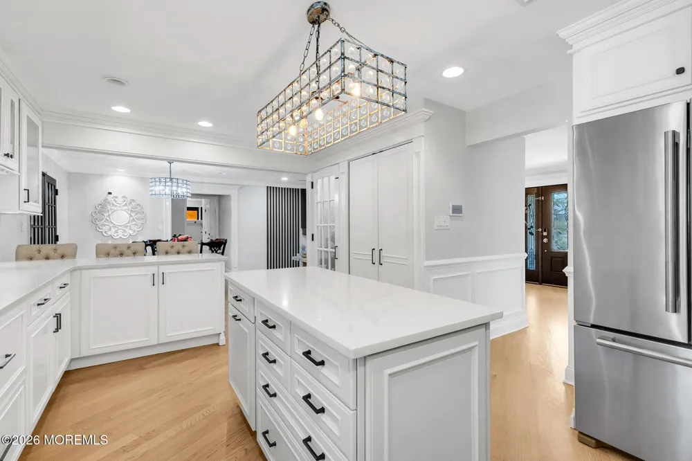 16 Springhouse Road Ocean, NJ 07712