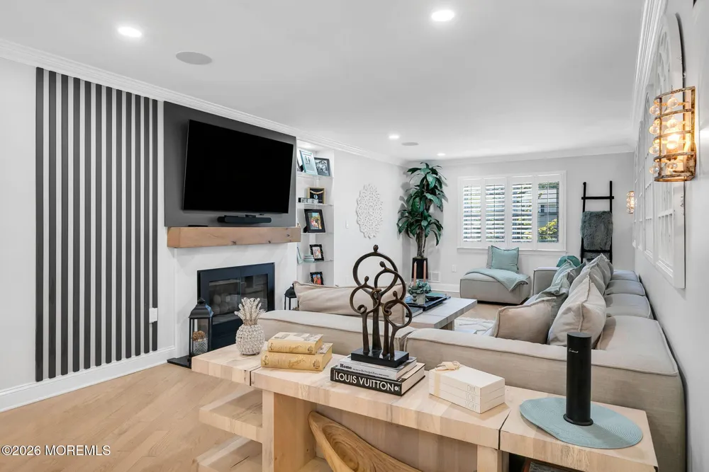 16 Springhouse Road Ocean, NJ 07712