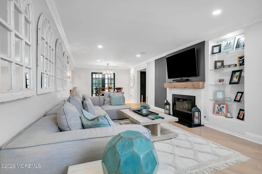 16 Springhouse Road Ocean, NJ 07712