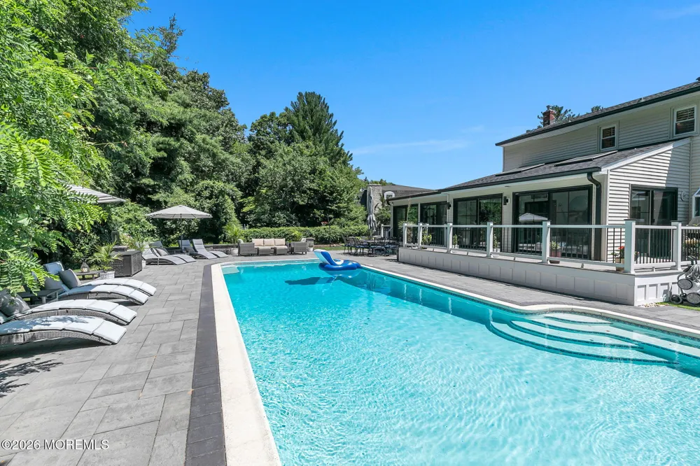 16 Springhouse Road Ocean, NJ 07712