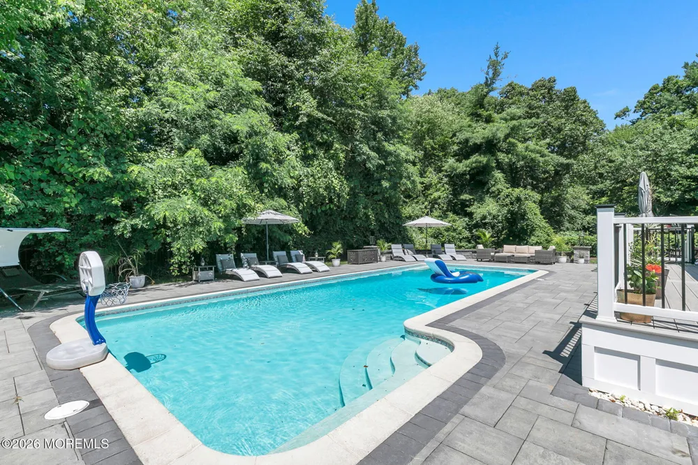 16 Springhouse Road Ocean, NJ 07712
