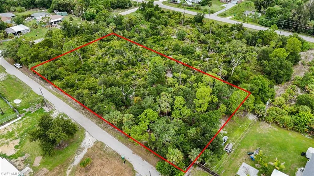 1910 Banana Street Port Charlotte, FL 33980
