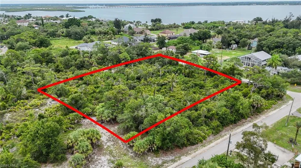 1910 Banana Street Port Charlotte, FL 33980