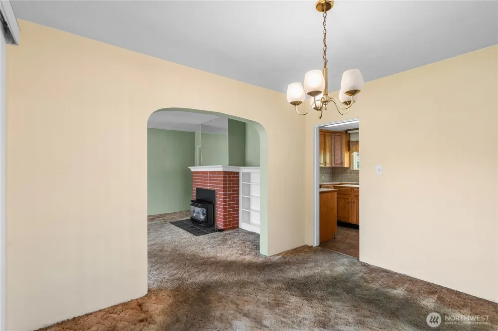 2315 Pacific Avenue Aberdeen, WA 98520