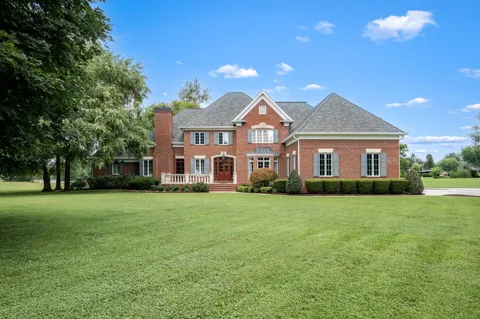 100 Kings Ln