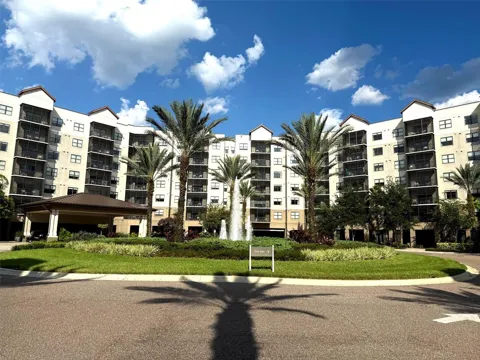 14501 GROVE RESORT AVENUE #2703