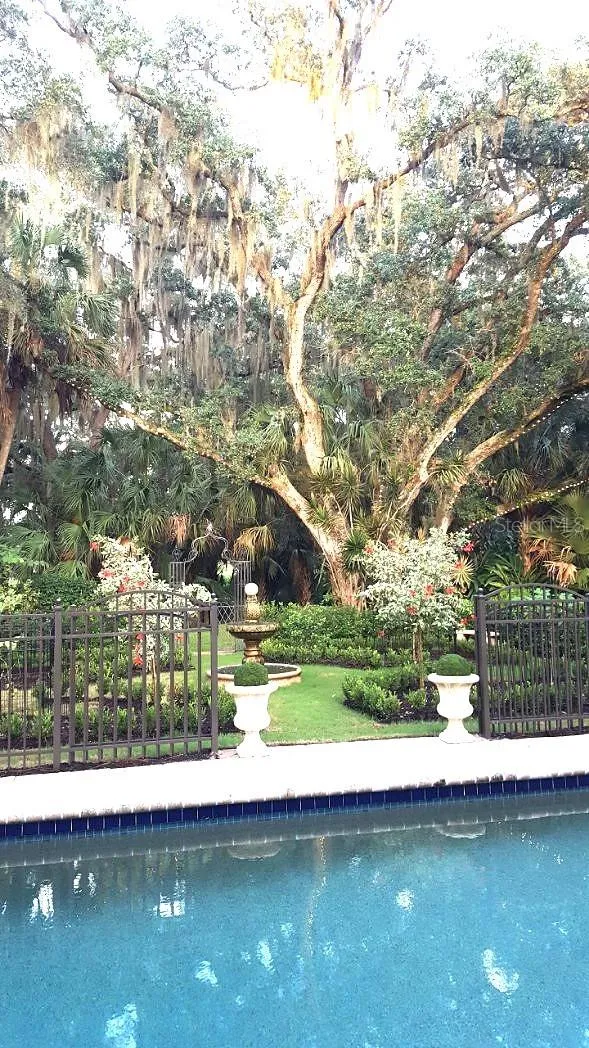 3171 DICK WILSON DRIVE Sarasota, FL 34240