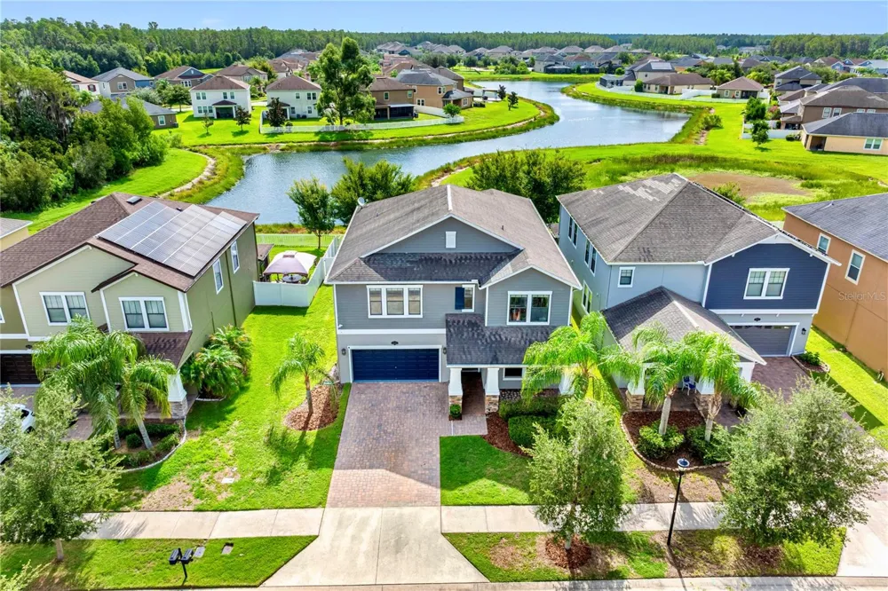 19343 PADDOCK VIEW DRIVE Tampa, FL 33647
