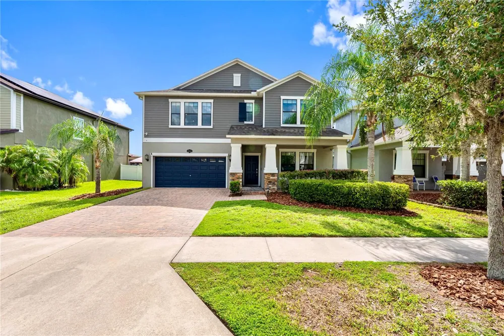 19343 PADDOCK VIEW DRIVE Tampa, FL 33647