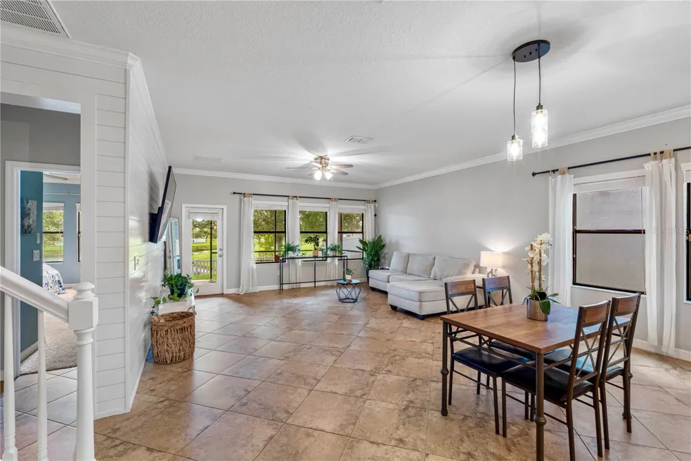 19343 PADDOCK VIEW DRIVE Tampa, FL 33647