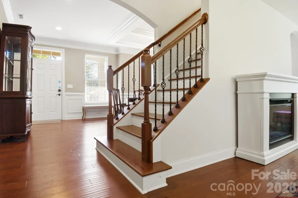 8306 Early Bird Way Mint Hill, NC 28227
