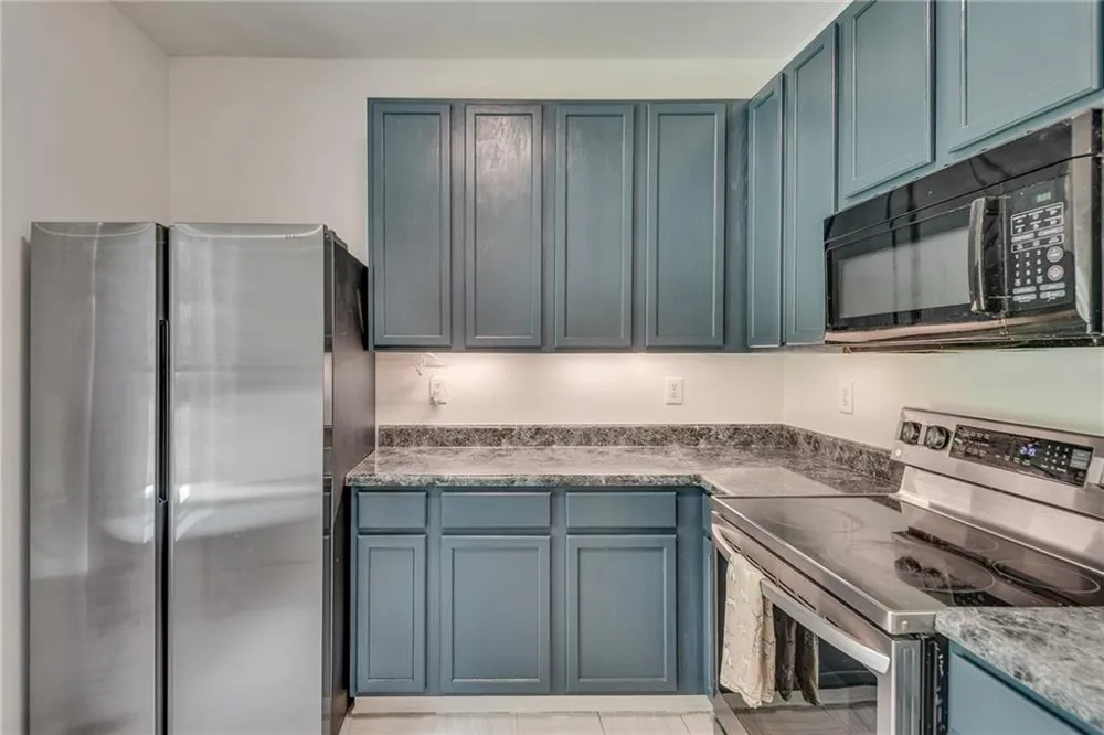7056 Brookview Creek Riverdale, GA 30274