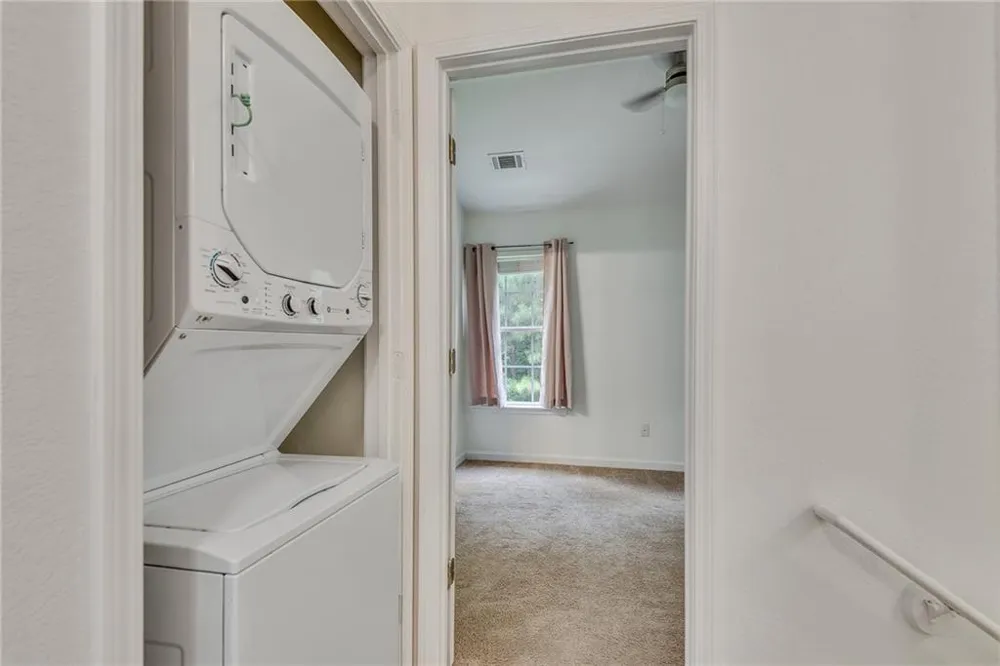 7056 Brookview Creek Riverdale, GA 30274