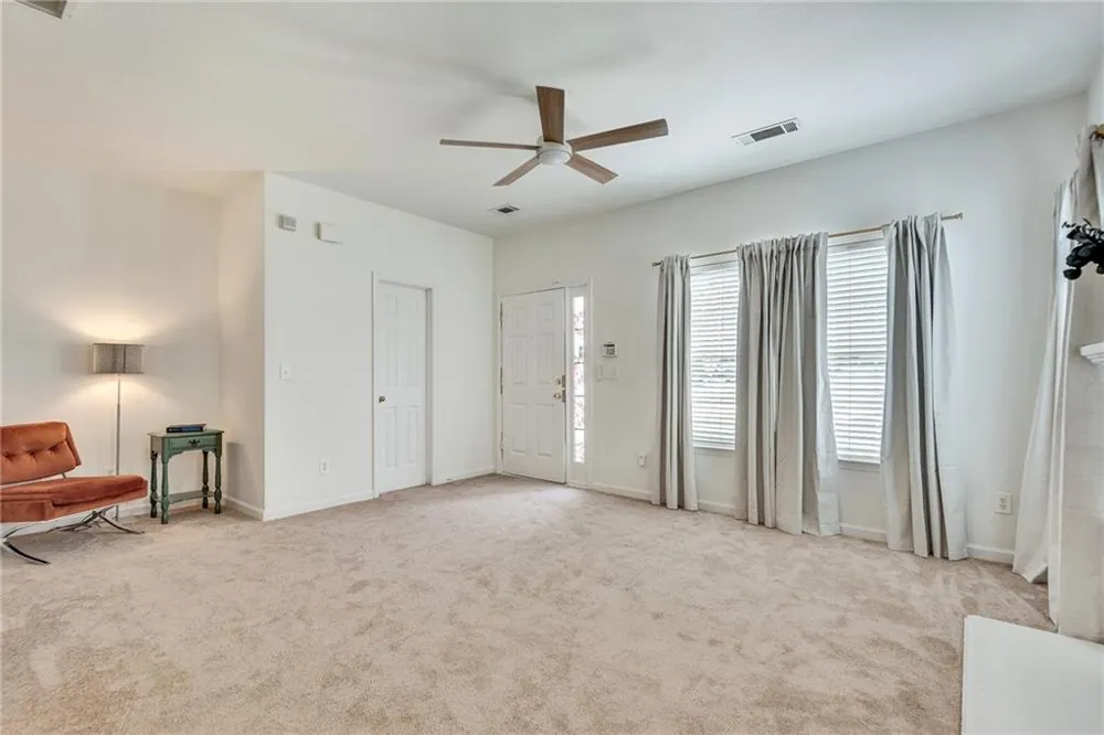 7056 Brookview Creek Riverdale, GA 30274