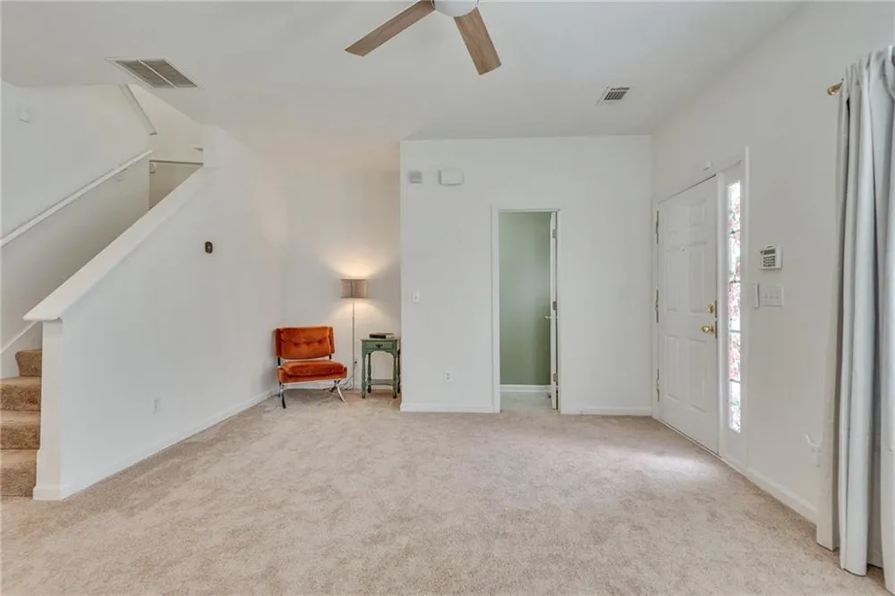 7056 Brookview Creek Riverdale, GA 30274