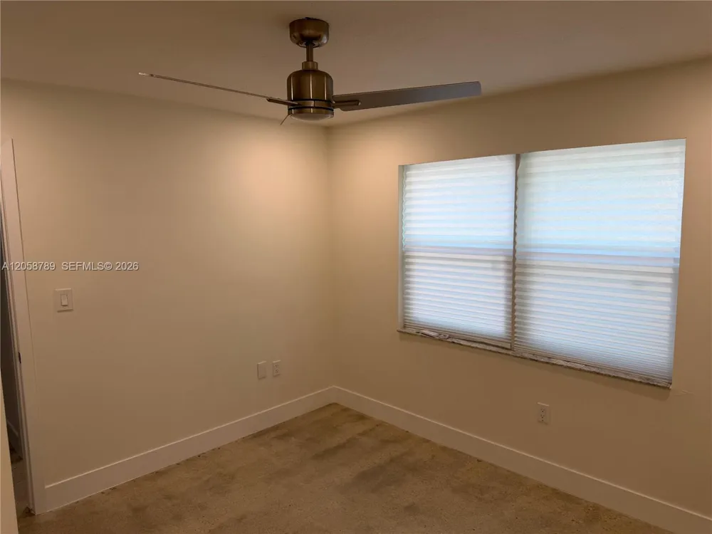 15410 SW 82nd Ln #821 Miami, FL 33193