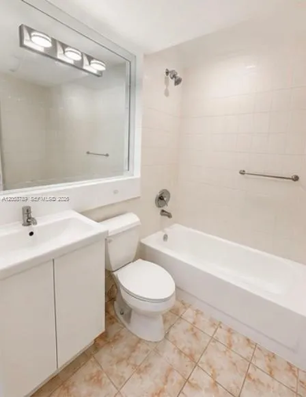 15410 SW 82nd Ln #821 Miami, FL 33193