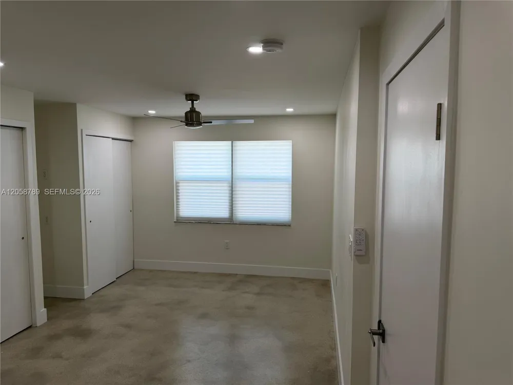 15410 SW 82nd Ln #821 Miami, FL 33193