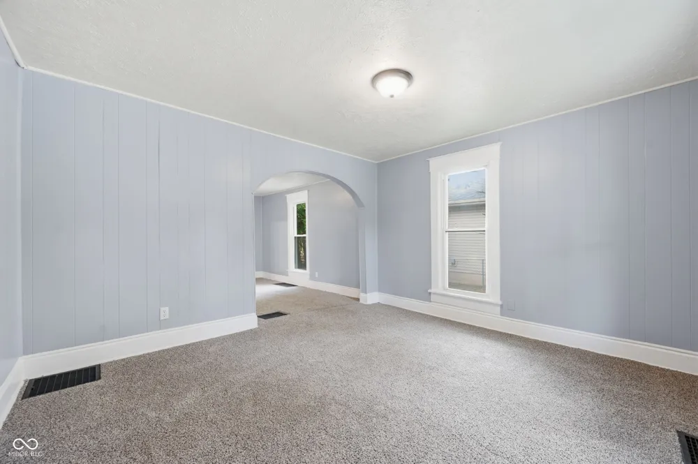 1303 S Shipley Street Muncie, IN 47302