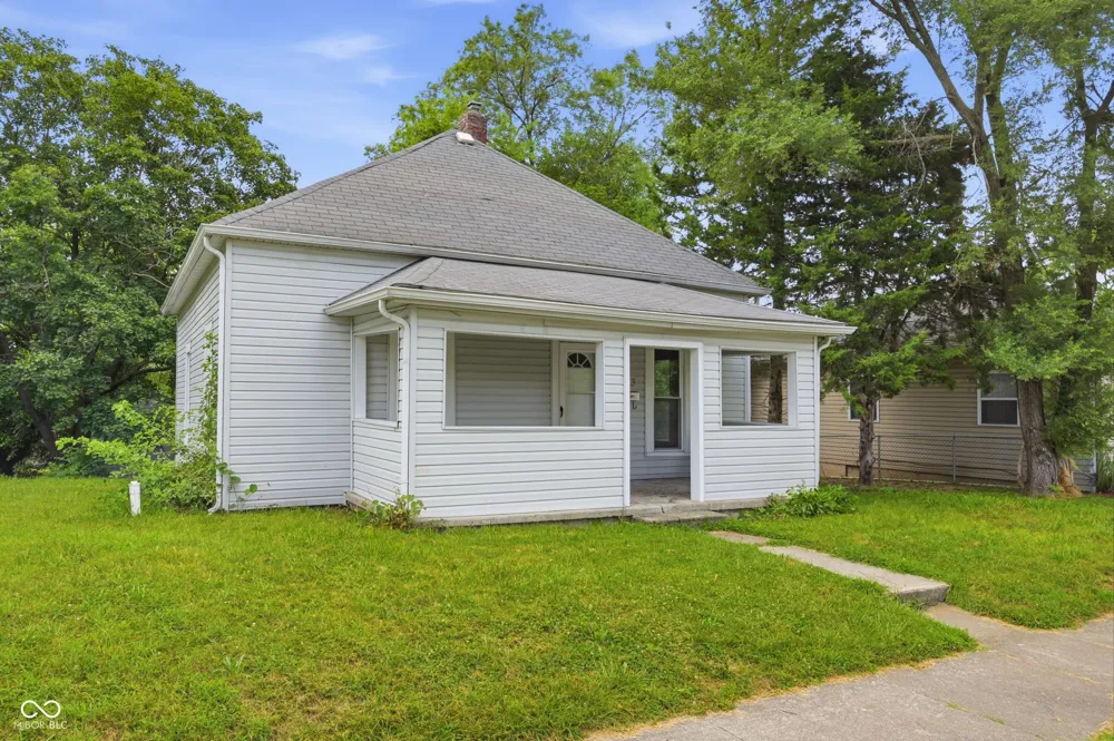 1303 S Shipley Street Muncie, IN 47302