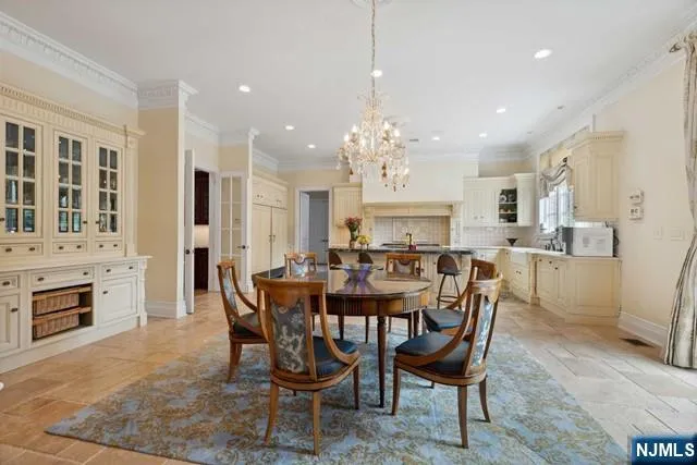 31 Marie Major Drive Alpine, NJ 07620