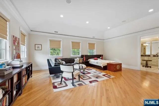 31 Marie Major Drive Alpine, NJ 07620