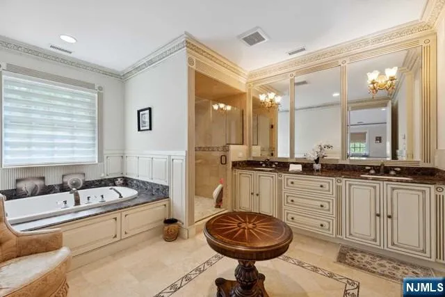 31 Marie Major Drive Alpine, NJ 07620