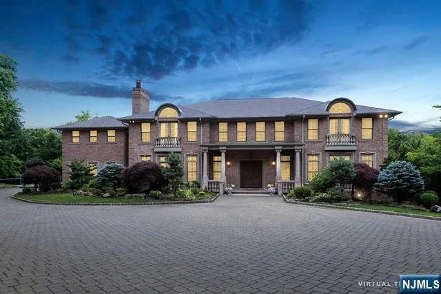 31 Marie Major Drive Alpine, NJ 07620