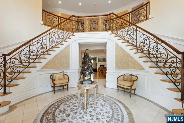 31 Marie Major Drive Alpine, NJ 07620