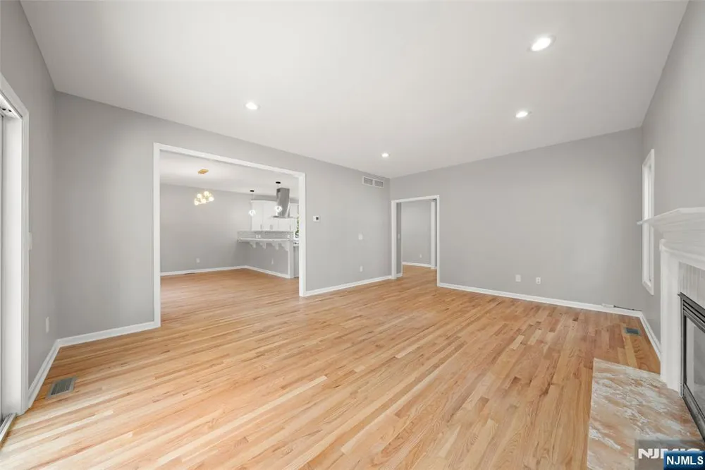 15 Laurel Avenue Dumont, NJ 07628