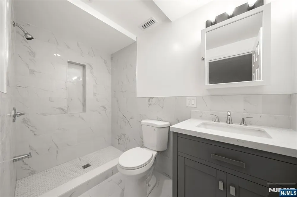 15 Laurel Avenue Dumont, NJ 07628
