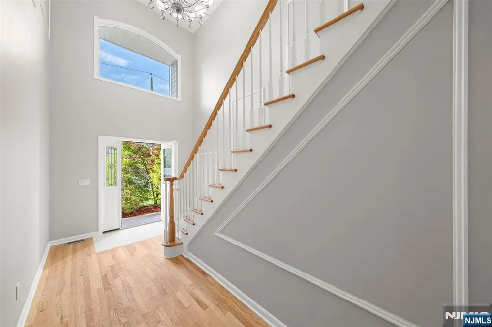 15 Laurel Avenue Dumont, NJ 07628