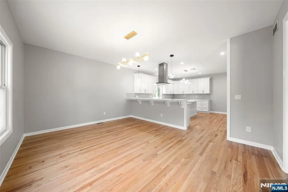 15 Laurel Avenue Dumont, NJ 07628