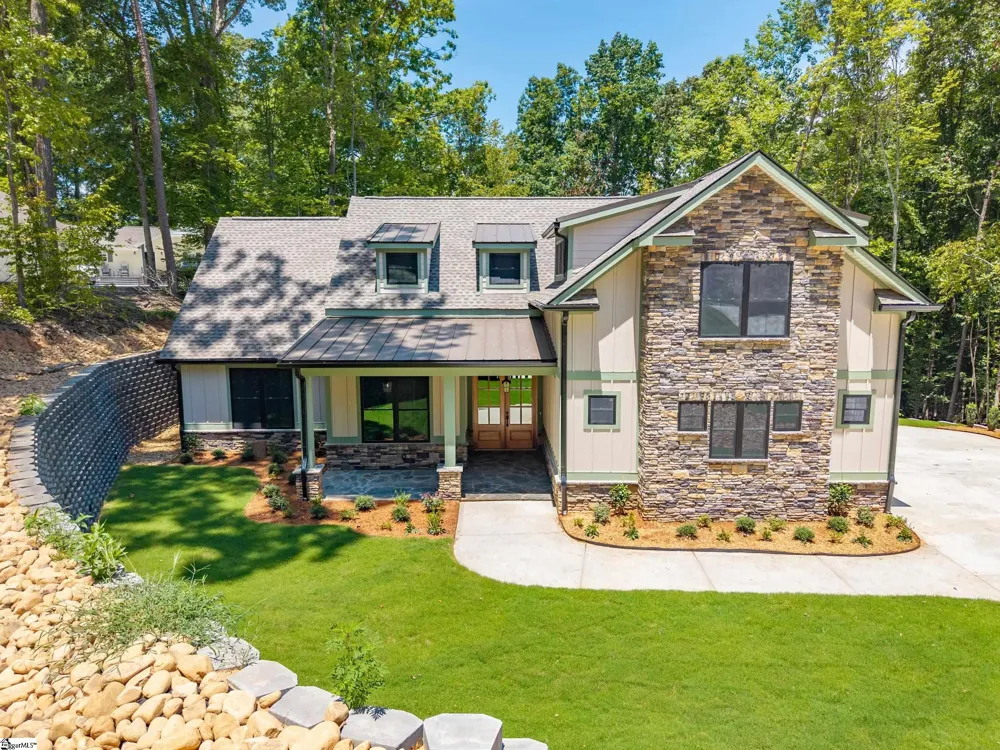 503 Point Road Westminster, SC 29693