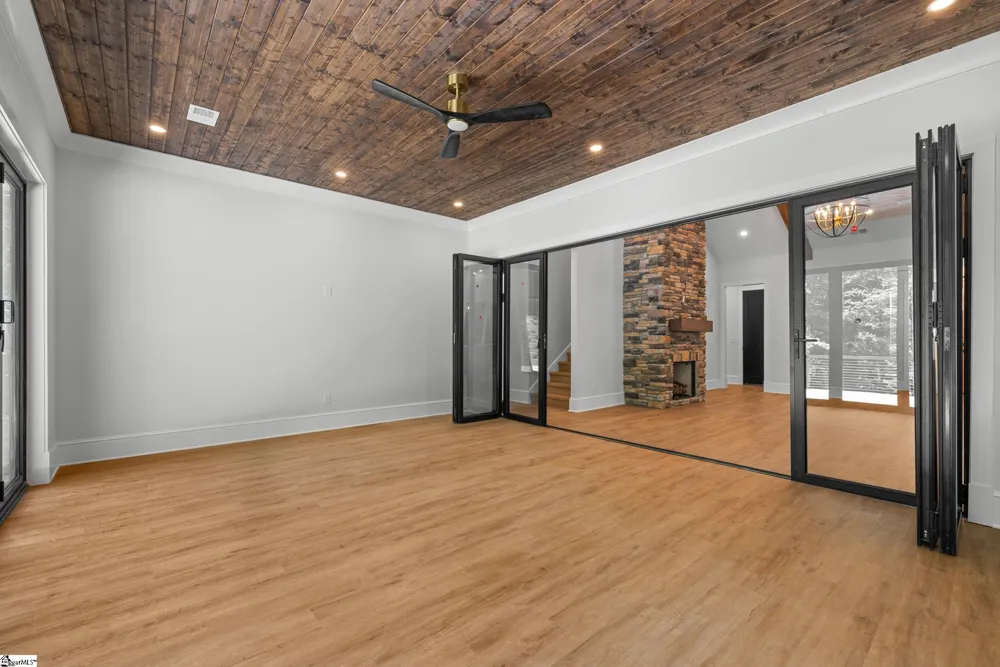 503 Point Road Westminster, SC 29693
