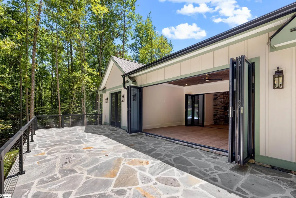 503 Point Road Westminster, SC 29693