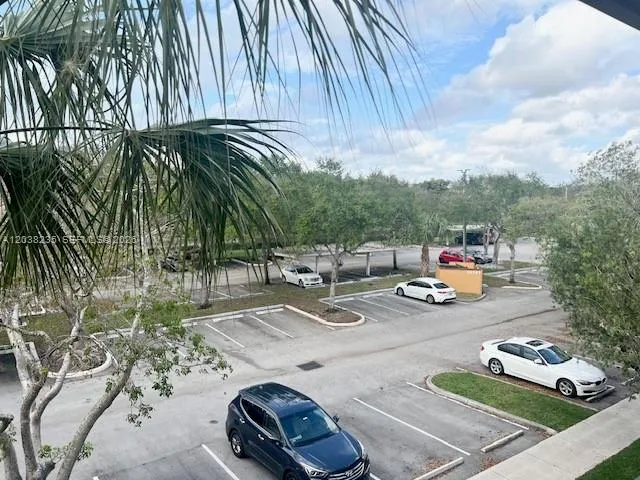 10749 Cleary Blvd #307 Plantation, FL 33324