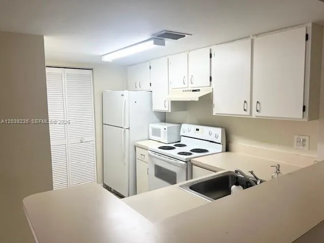 10749 Cleary Blvd #307 Plantation, FL 33324