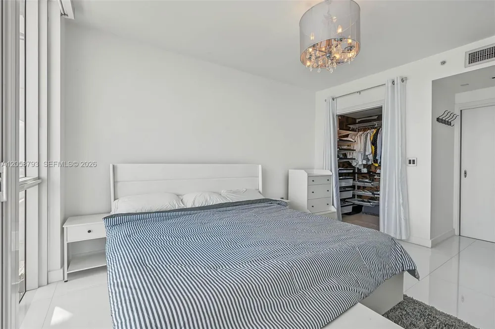 540 West Ave #513 Miami Beach, FL 33139